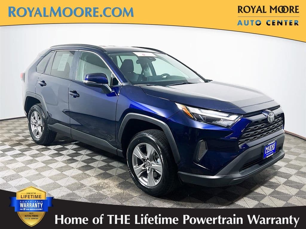 2025 Toyota RAV4 XLE — photo 1 of 34