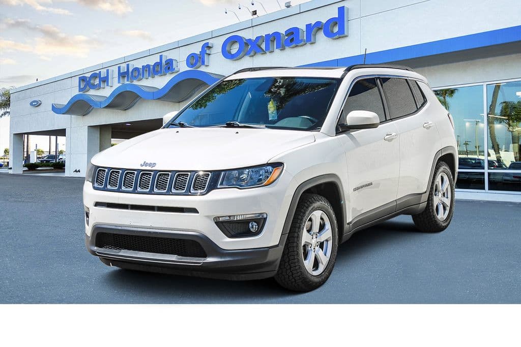 2019 Jeep Compass Latitude — photo 1 of 12