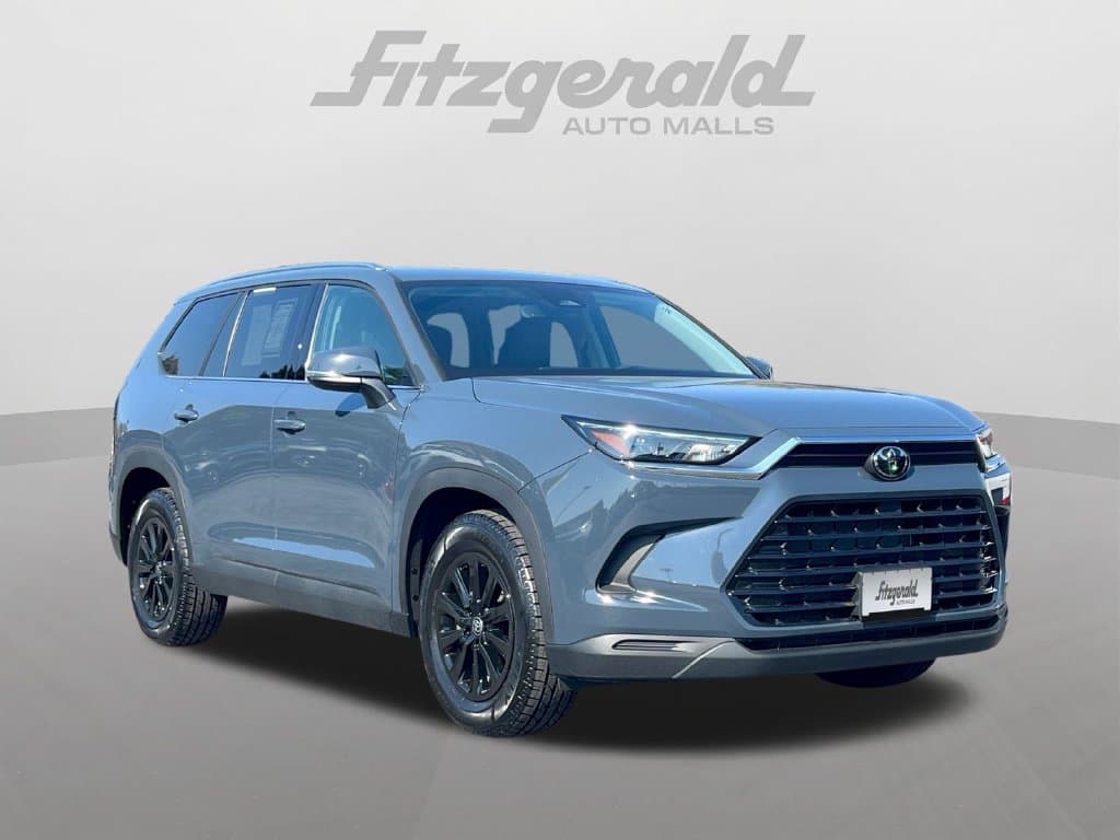 2024 Toyota Grand Highlander XLE — photo 1 of 50