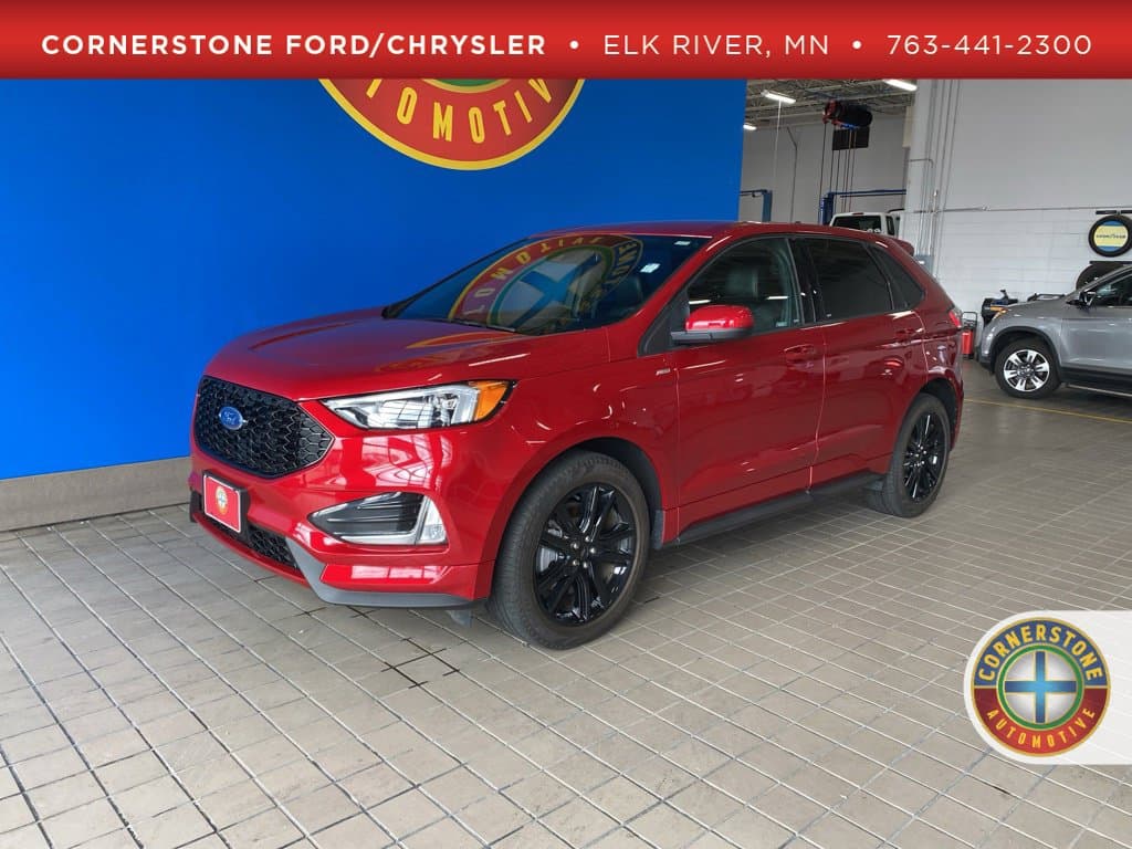 2024 Ford Edge ST-Line — photo 1 of 22