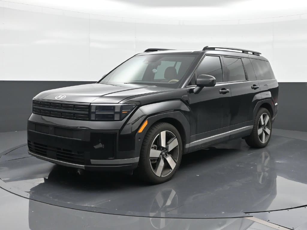 2024 Hyundai Santa Fe Limited — photo 1 of 7