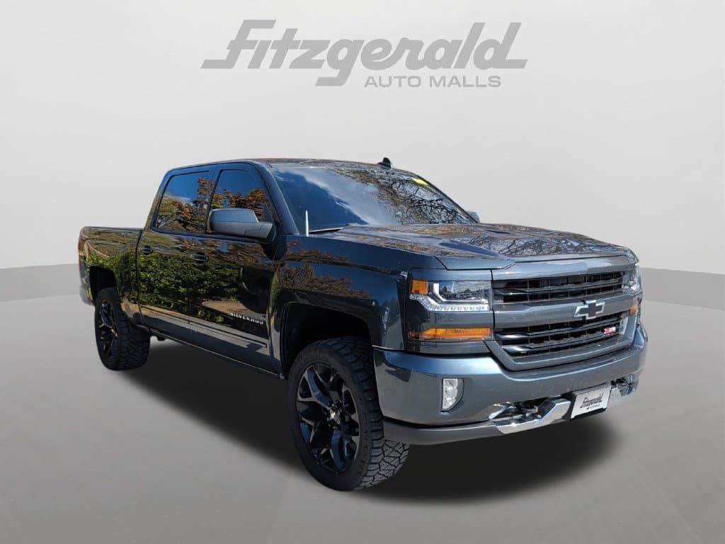 2018 Chevrolet Silverado 1500 LT — photo 1 of 4