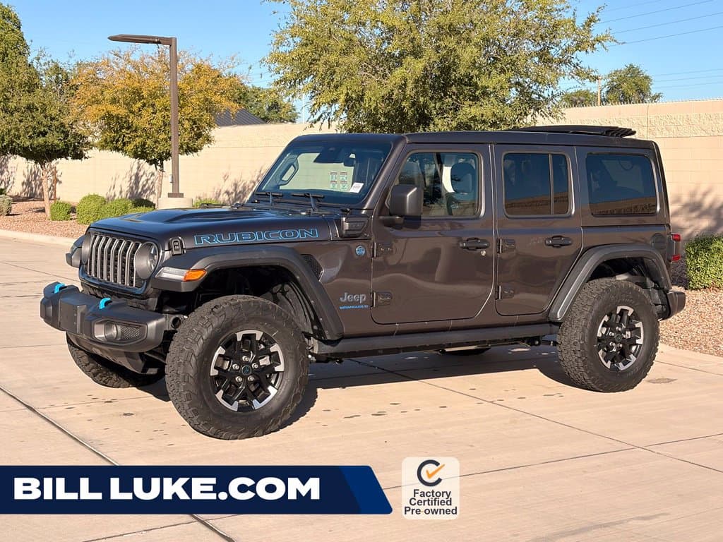 2025 Jeep Wrangler Base — photo 1 of 28
