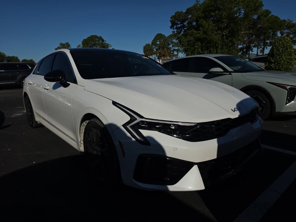 2025 Kia K5 GT-Line — photo 1 of 21