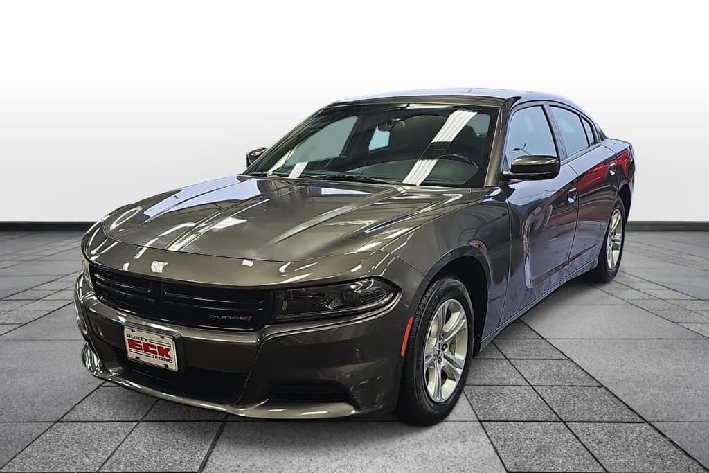 2022 Dodge Charger SXT — photo 1 of 33