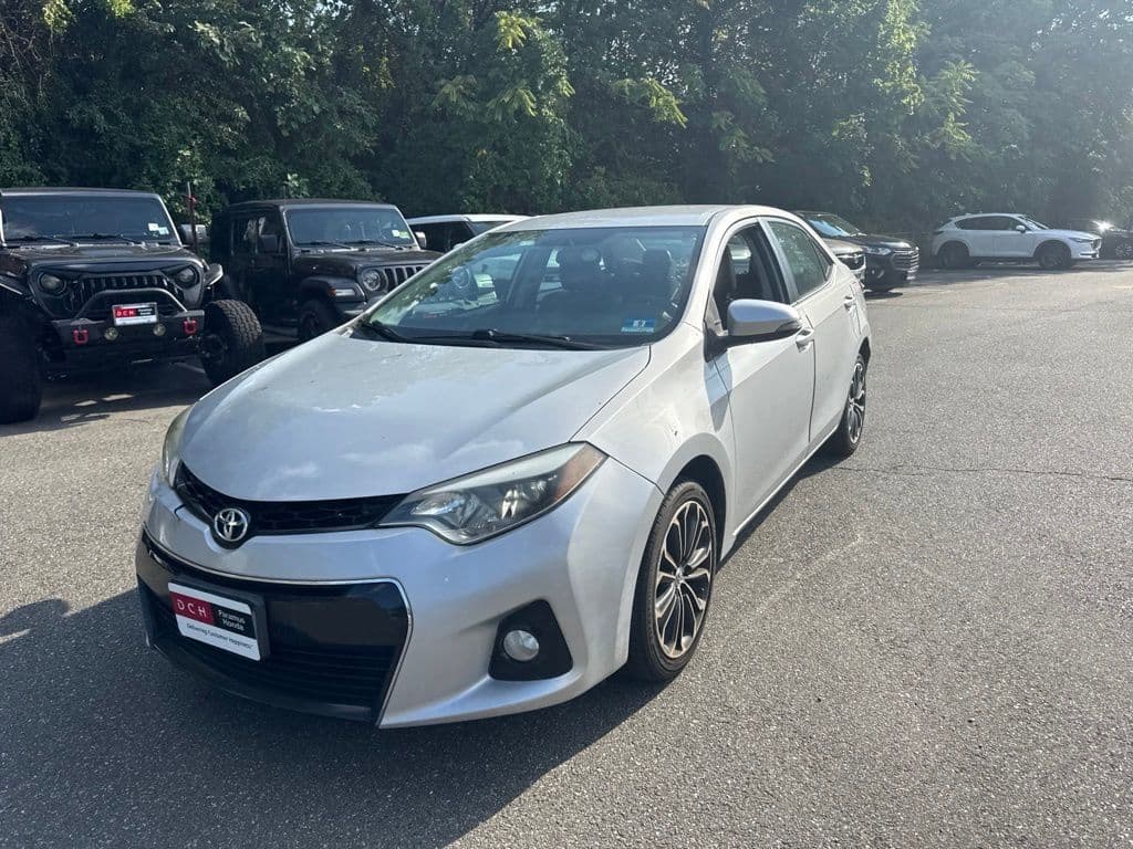 2014 Toyota Corolla S Plus — photo 1 of 24