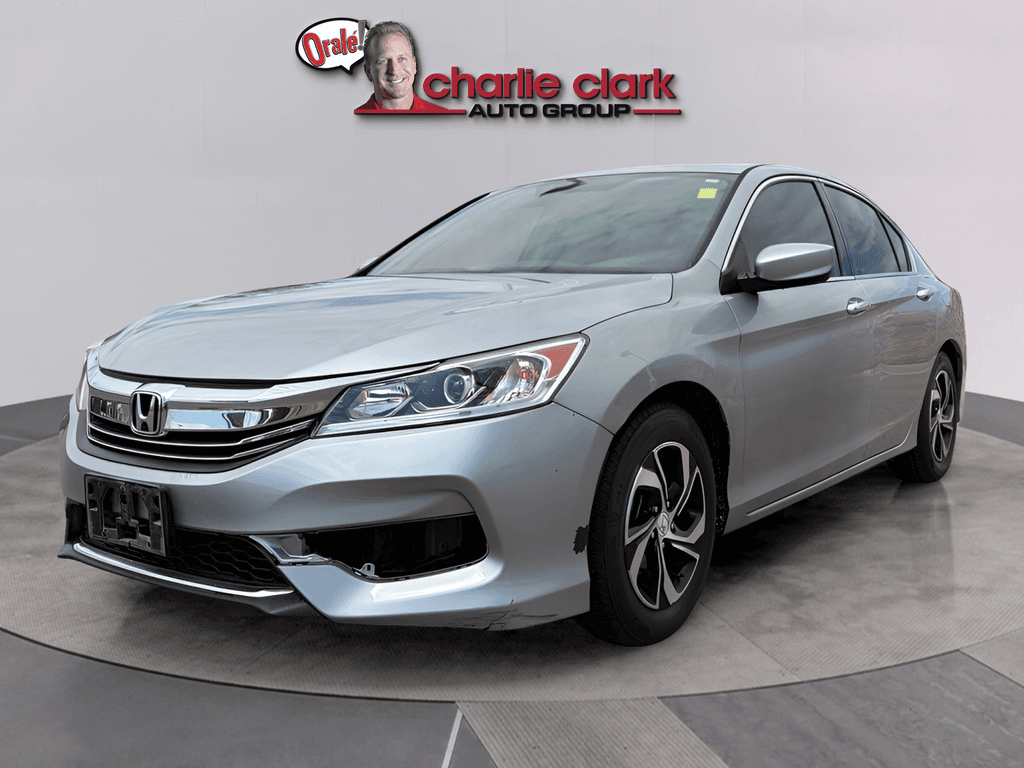 2017 Honda Accord Sedan LX — photo 1 of 19