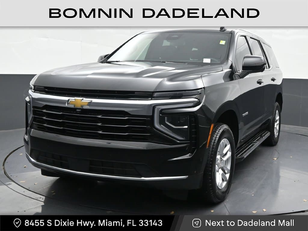 2025 Chevrolet Tahoe LS — photo 1 of 41