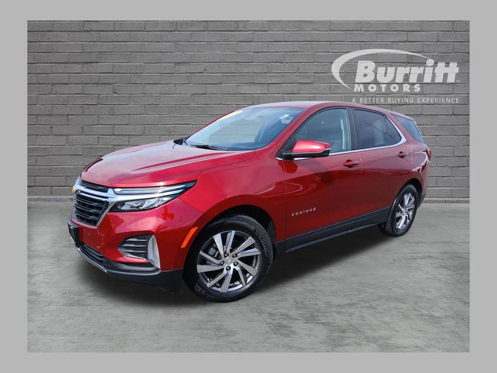 2024 Chevrolet Equinox LT — photo 1 of 32