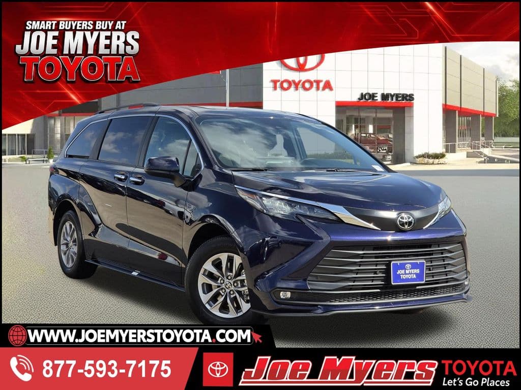 2026 Toyota Sienna XLE — photo 1 of 33