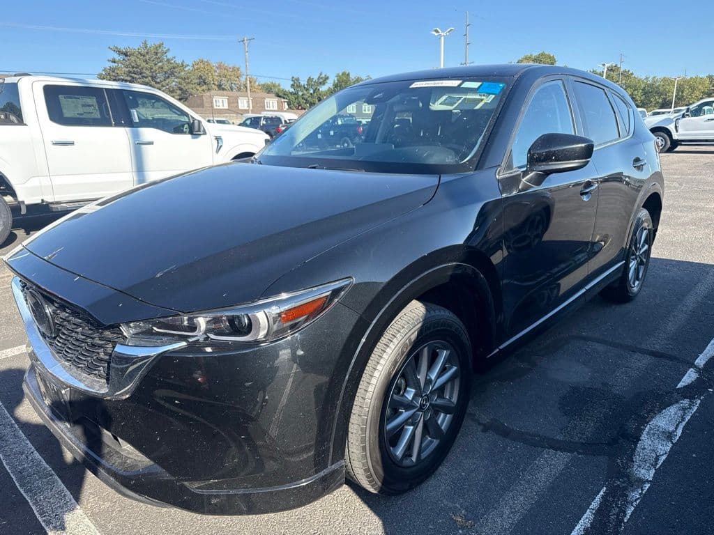 2025 Mazda CX-5 2.5 S Select Package — photo 1 of 4