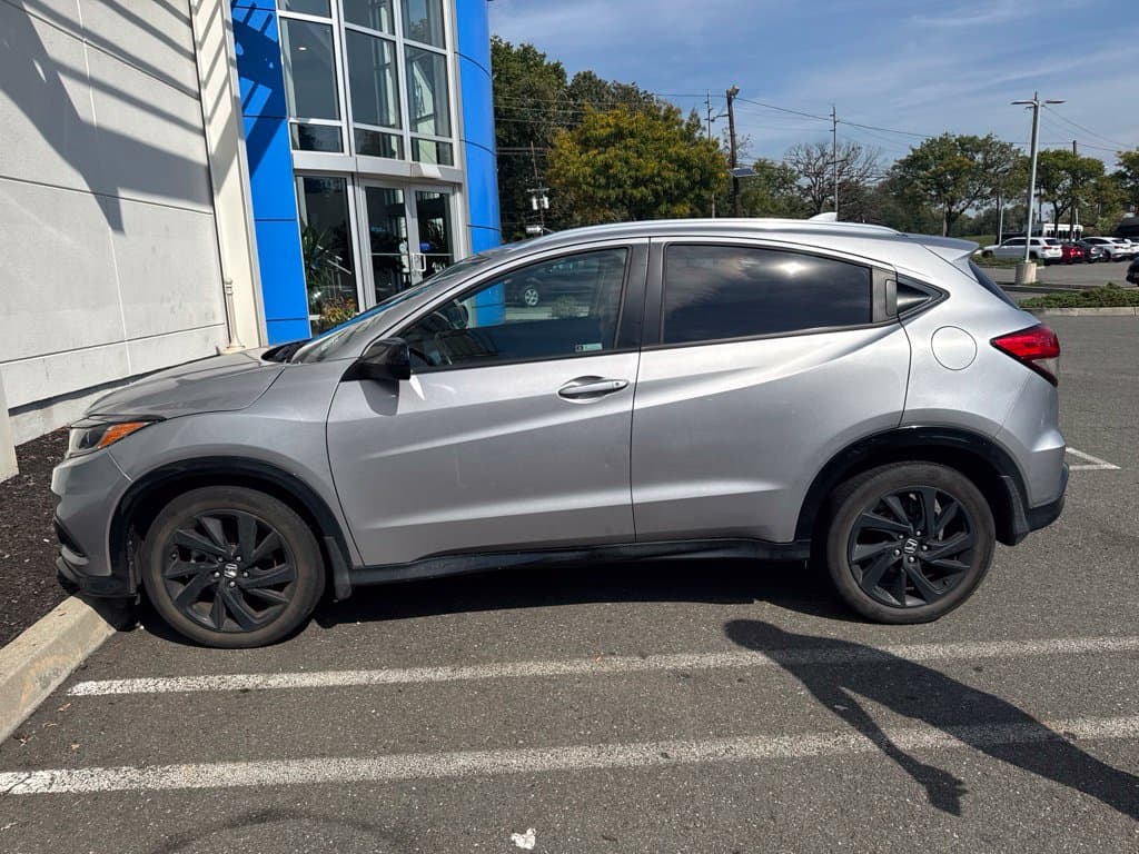 2022 Honda HR-V Sport — photo 1 of 22