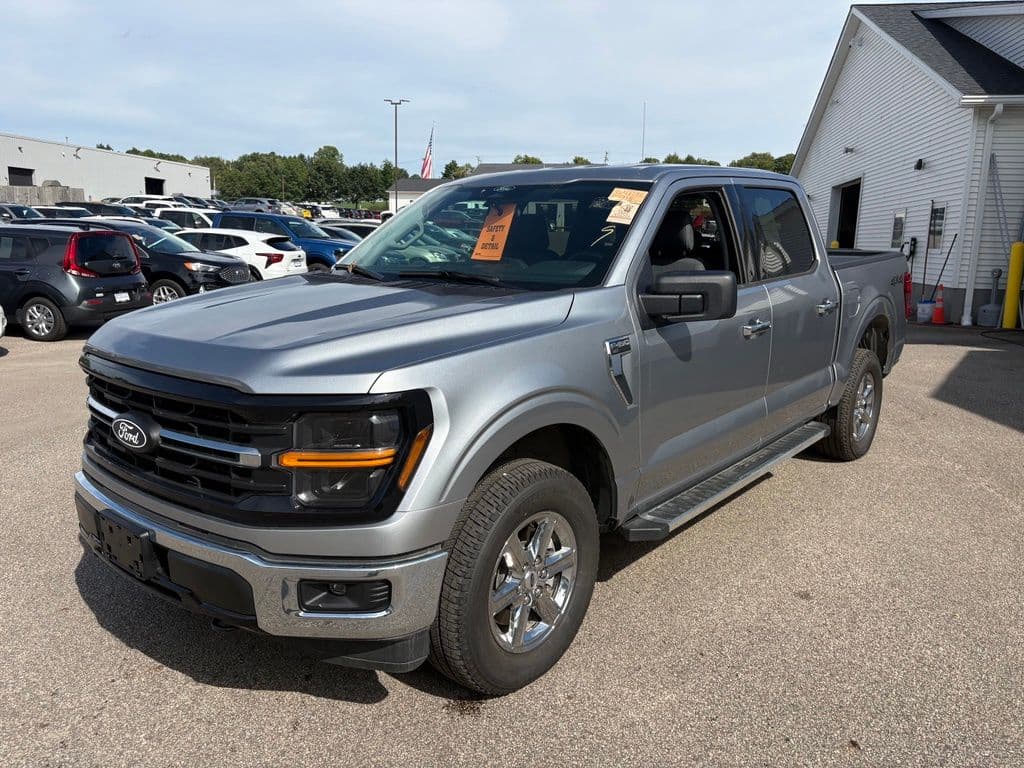2025 Ford F-150 XLT — photo 1 of 7