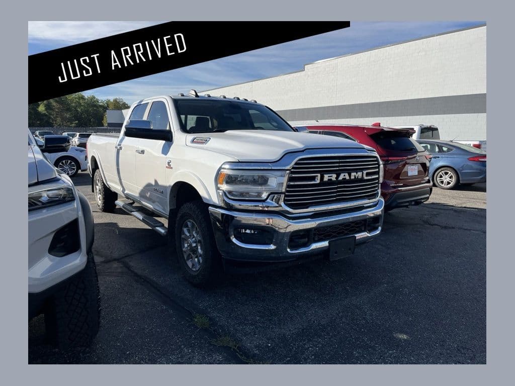 2019 RAM 3500 Laramie — photo 1 of 6