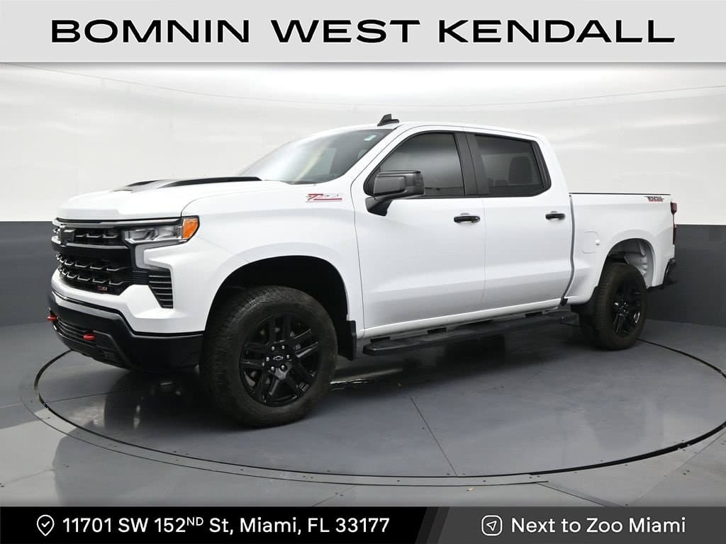 2025 Chevrolet Silverado 1500 LT Trail Boss — photo 1 of 30