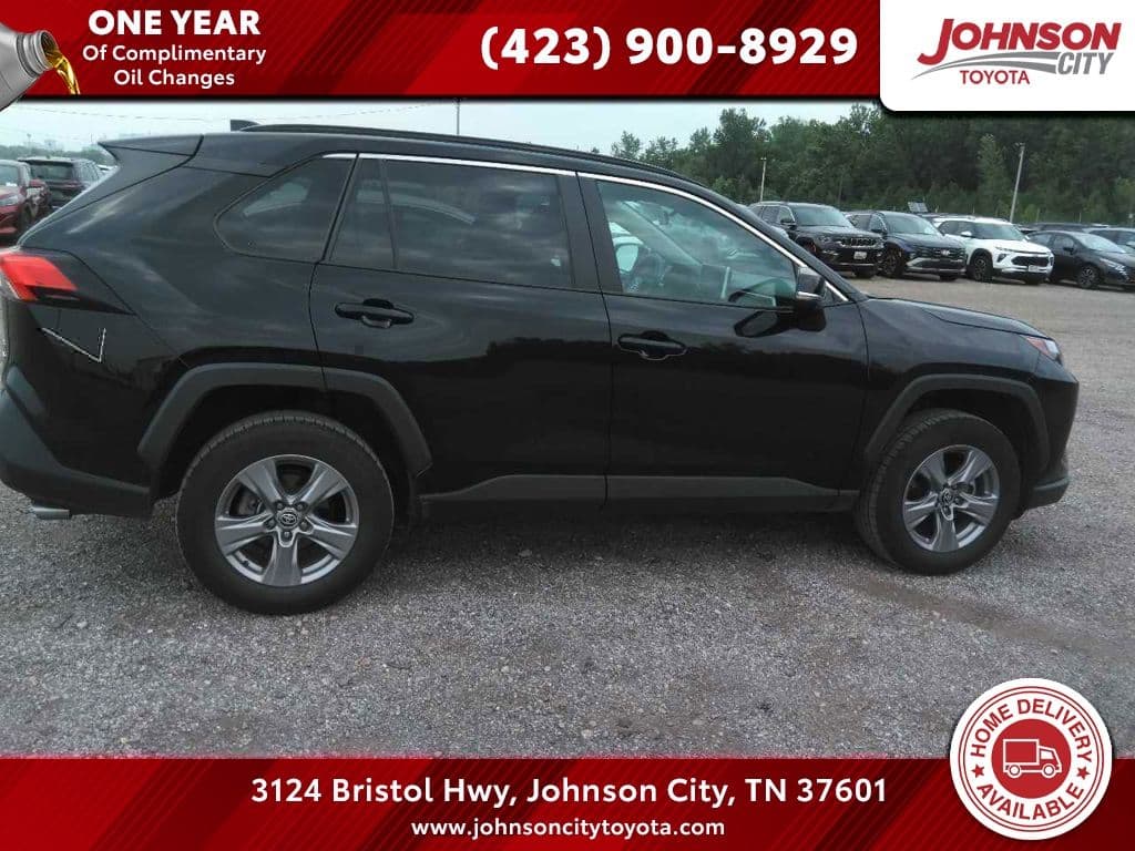 2024 Toyota RAV4 XLE — photo 1 of 35
