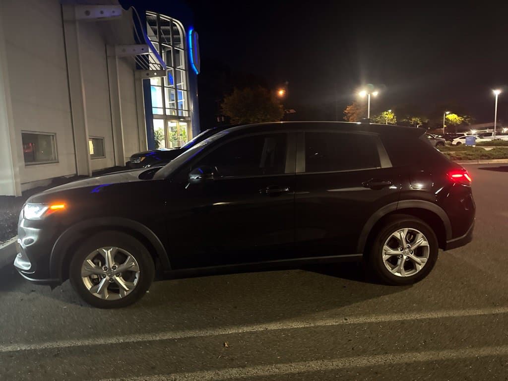 2024 Honda HR-V LX — photo 1 of 22