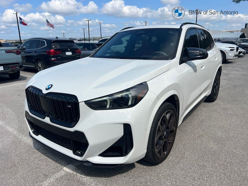 2024 BMW X1 M35i — photo 1 of 6