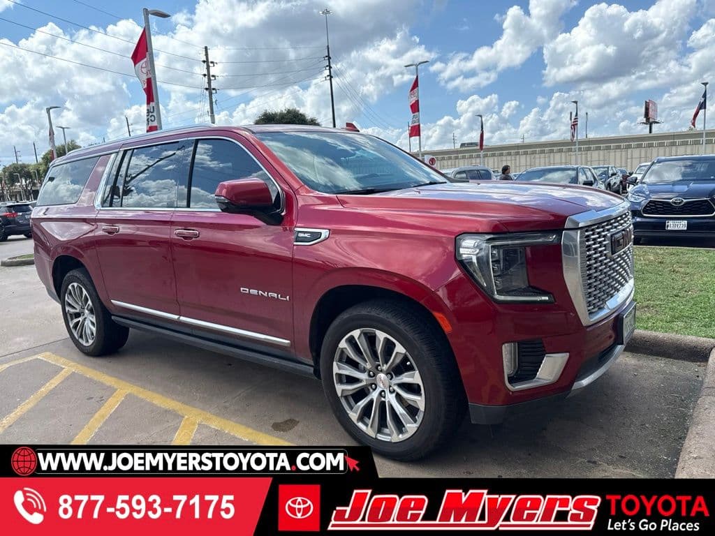 2021 GMC Yukon XL Denali — photo 1 of 4