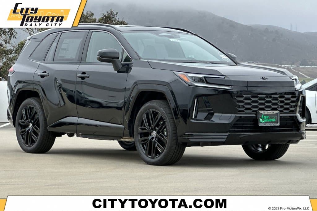 2026 Toyota RAV4 Plug-In Hybrid XSE — photo 1 of 31