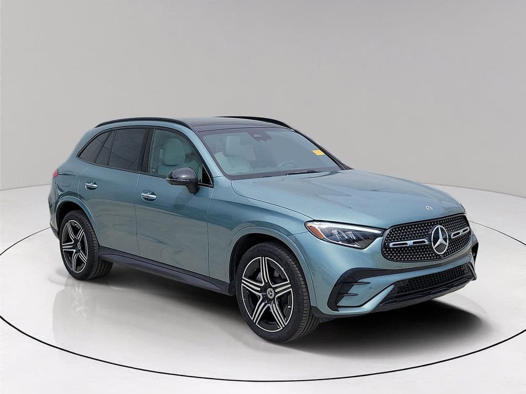 2026 Mercedes-Benz GLC GLC 300 — photo 1 of 29