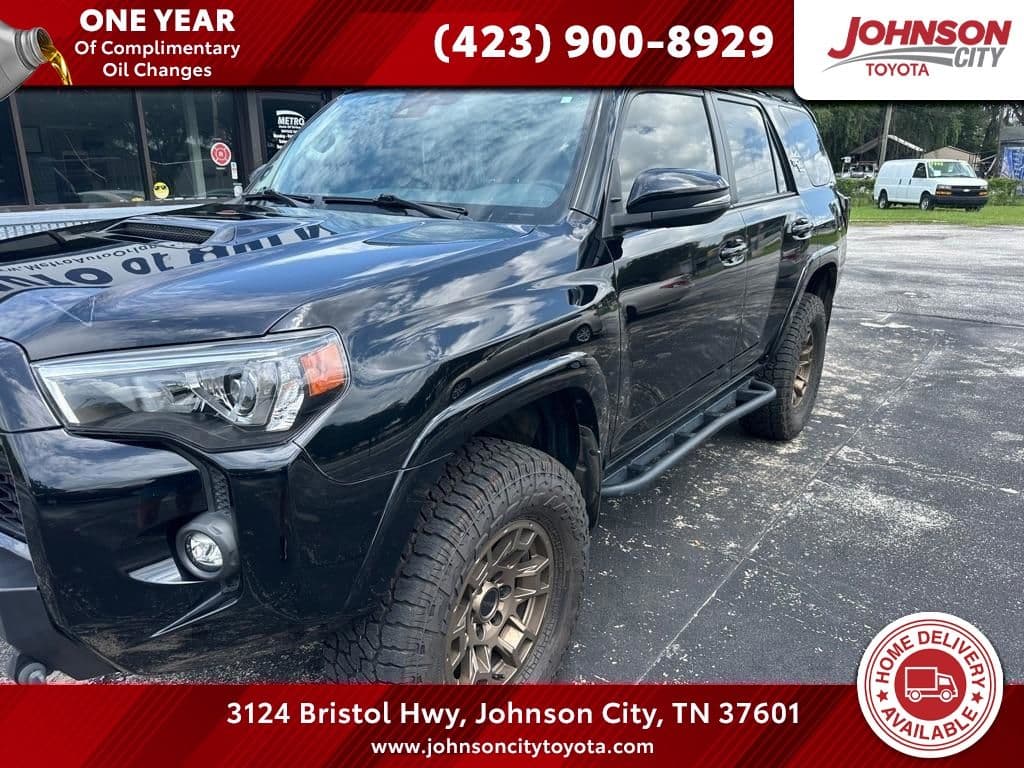 2024 Toyota 4Runner TRD Off-Road Premium — photo 1 of 37