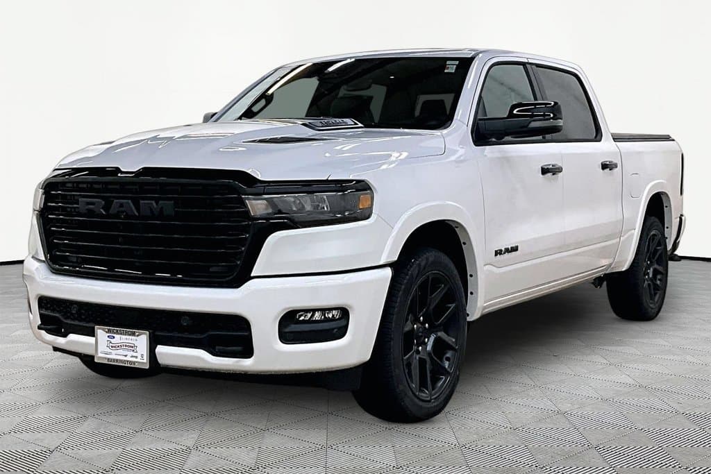 2027 RAM 1500 Laramie — photo 1 of 17