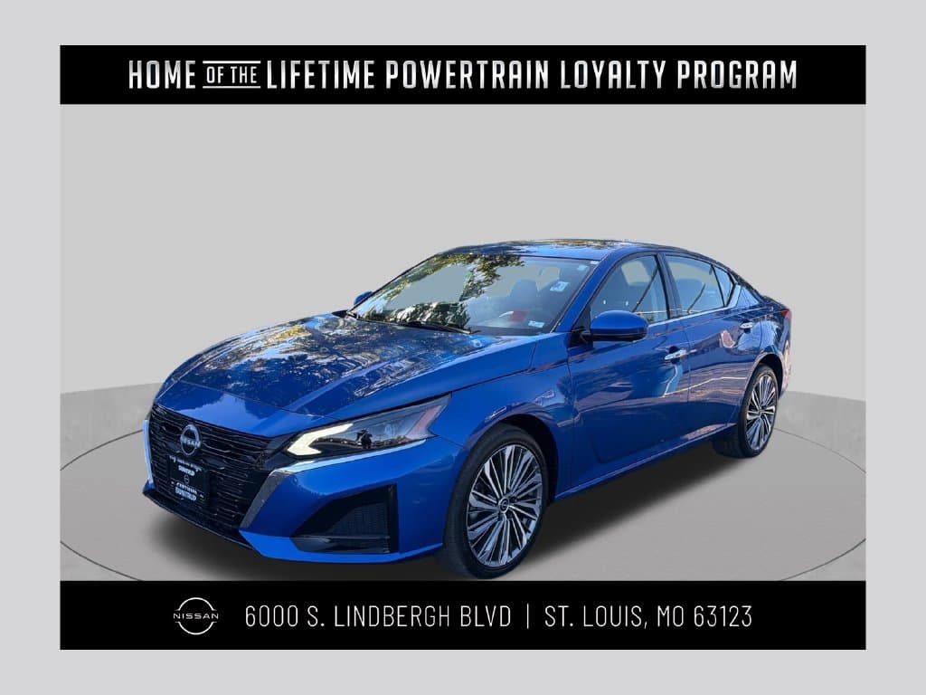 2025 Nissan Altima SL — photo 1 of 52
