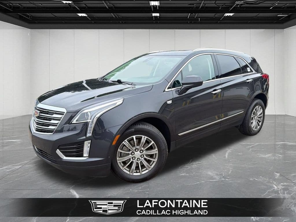 2019 Cadillac XT5 Luxury — photo 1 of 34
