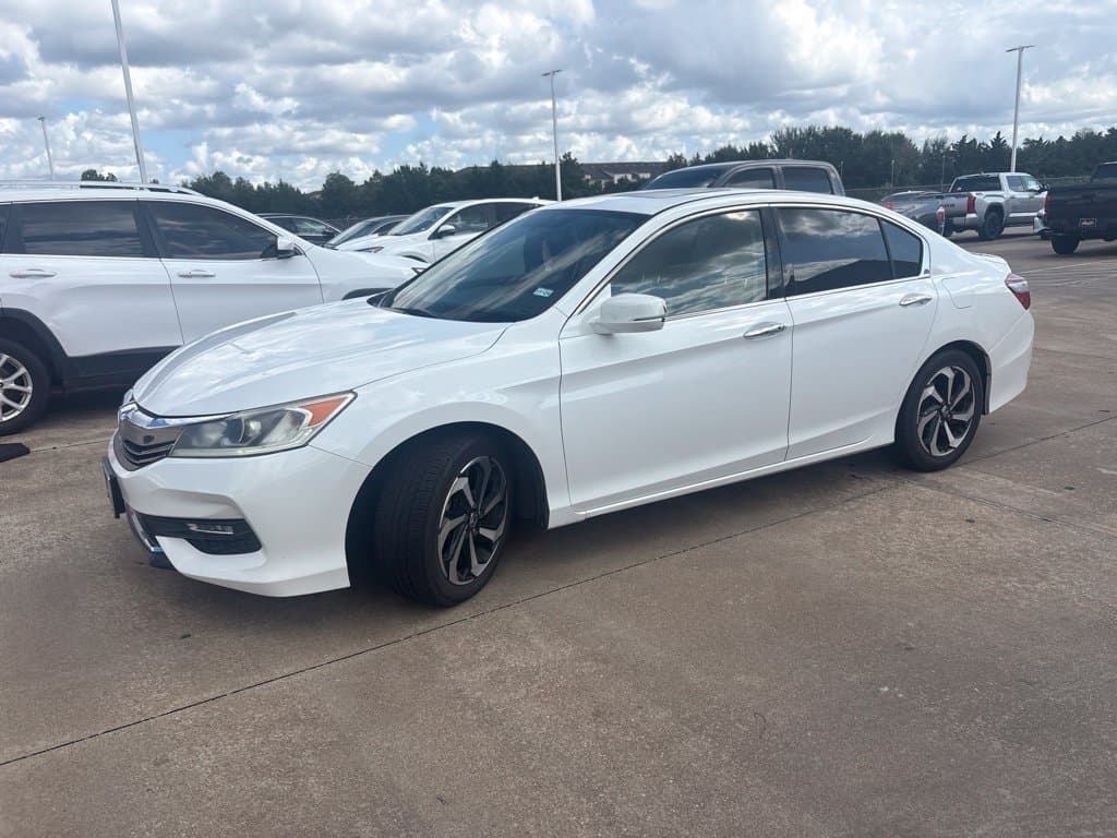 2016 Honda Accord Sedan EX-L — photo 1 of 10