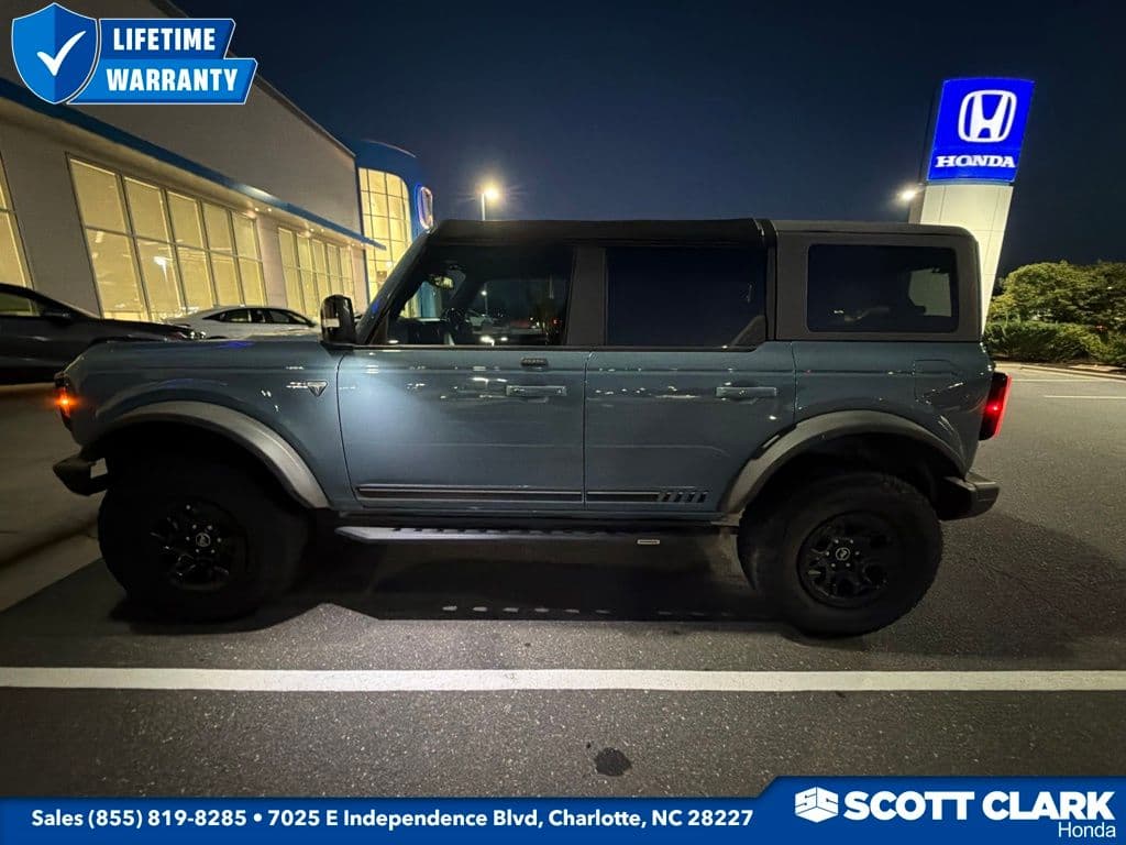 2021 Ford Bronco First Edition — photo 1 of 4