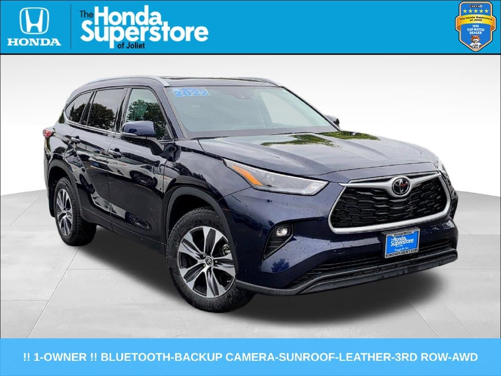 2022 Toyota Highlander XLE — photo 1 of 11