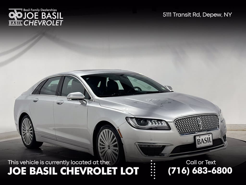 2017 Lincoln MKZ Reserve — photo 1 of 40