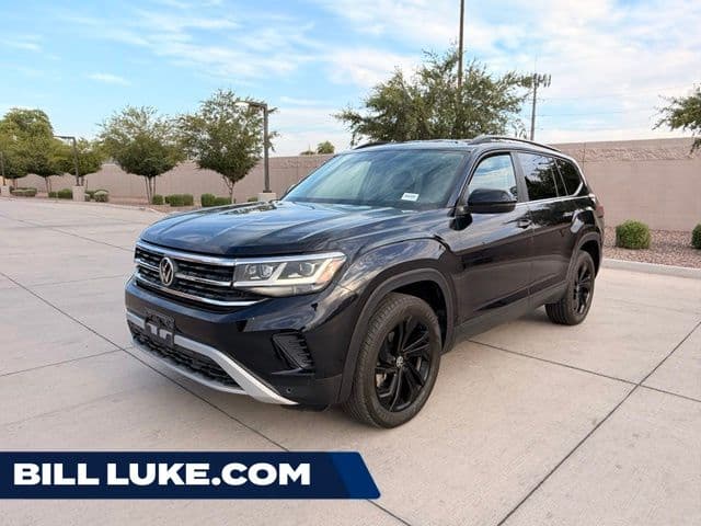 2023 Volkswagen Atlas 3.6L V6 SE w/Technology — photo 1 of 27