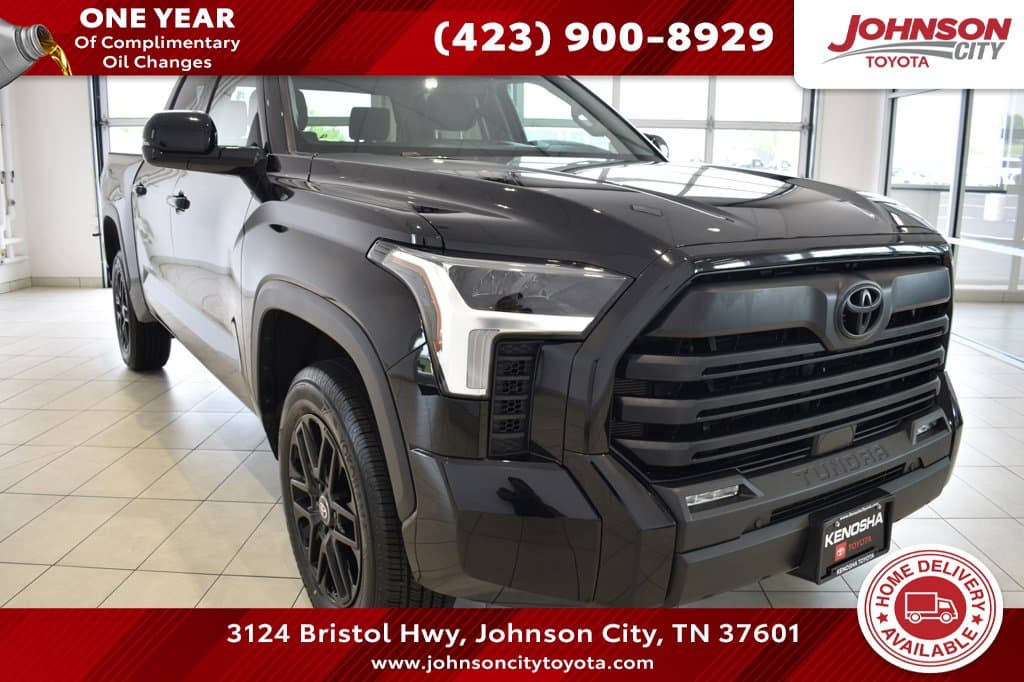 2023 Toyota Tundra 4WD SR5 — photo 1 of 39