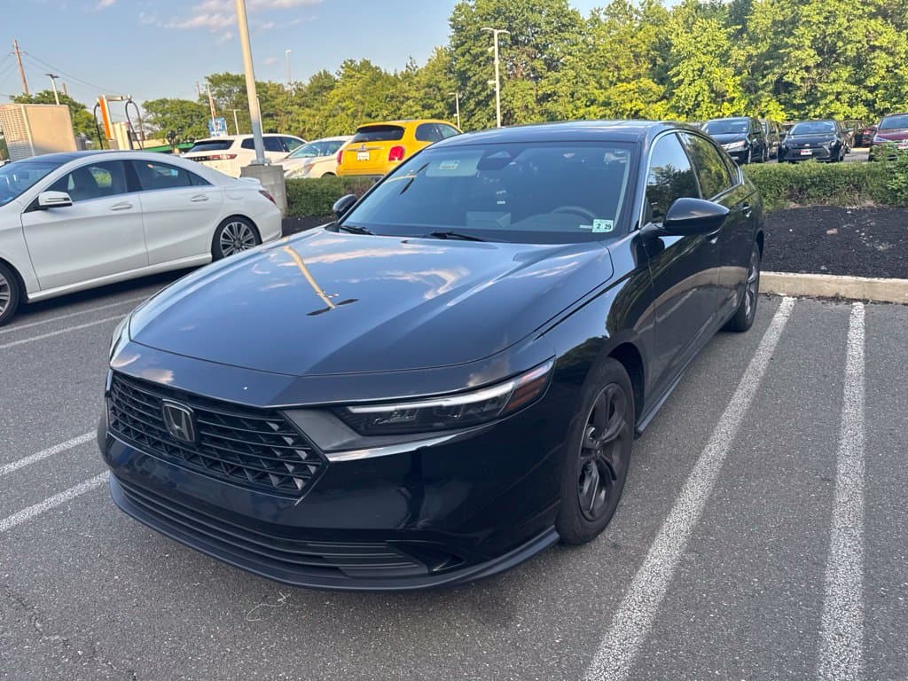 2024 Honda Accord Sedan EX — photo 1 of 21