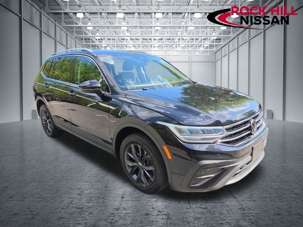 2022 Volkswagen Tiguan 2.0T SE — photo 1 of 45