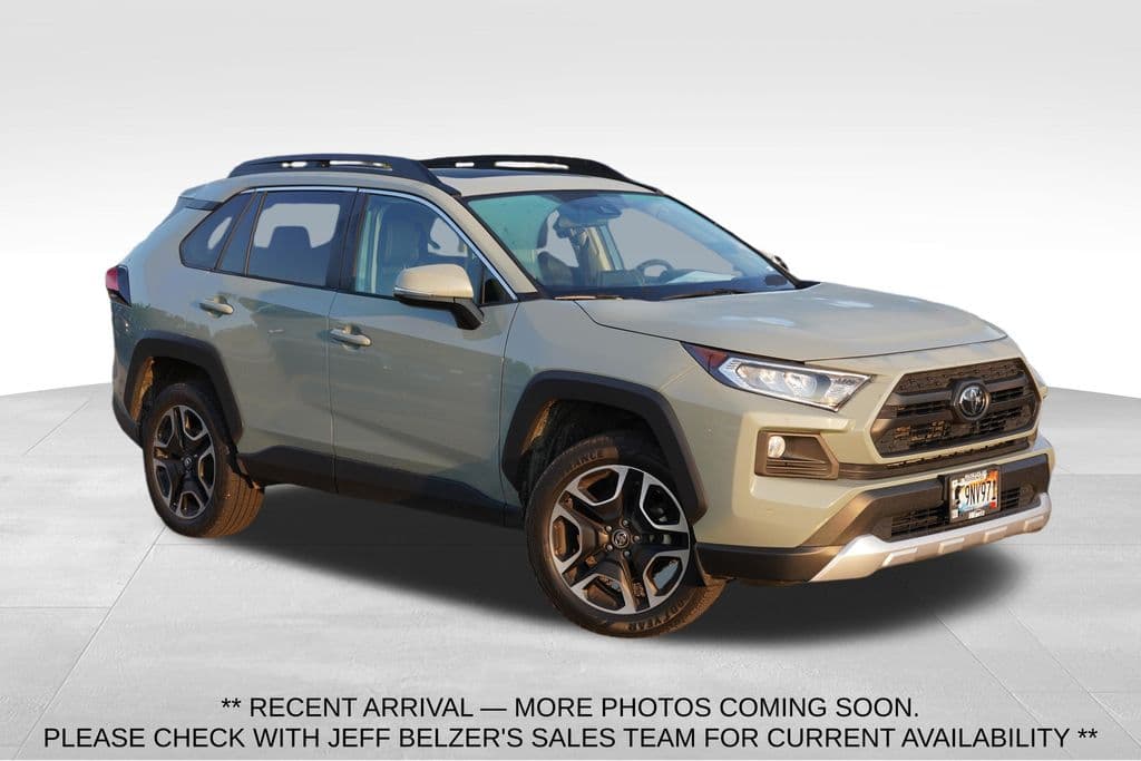 2019 Toyota RAV4 Adventure — photo 1 of 8