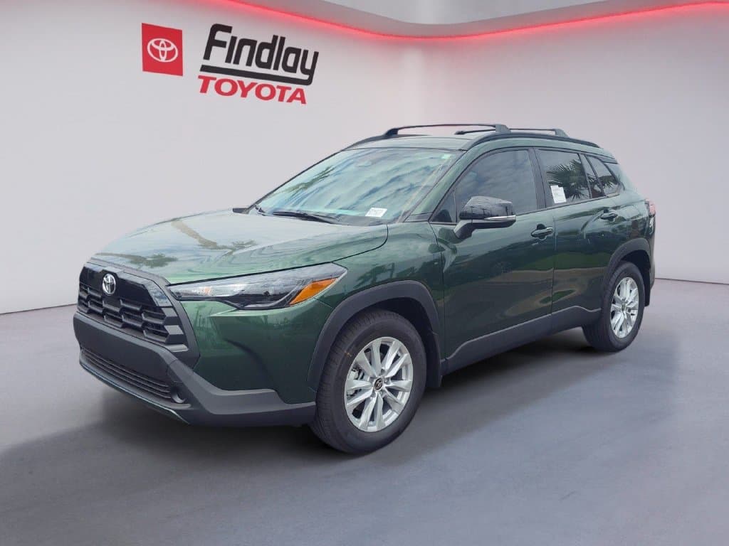 2026 Toyota Corolla Cross LE — photo 1 of 9