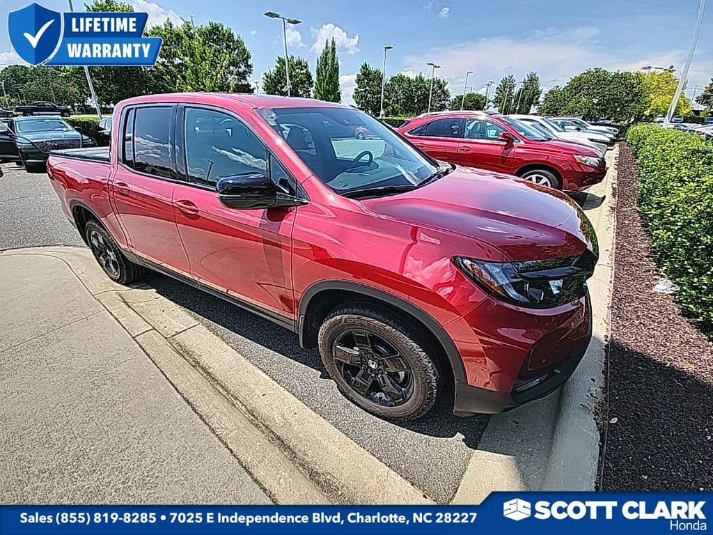 2025 Honda Ridgeline Black Edition — photo 1 of 3