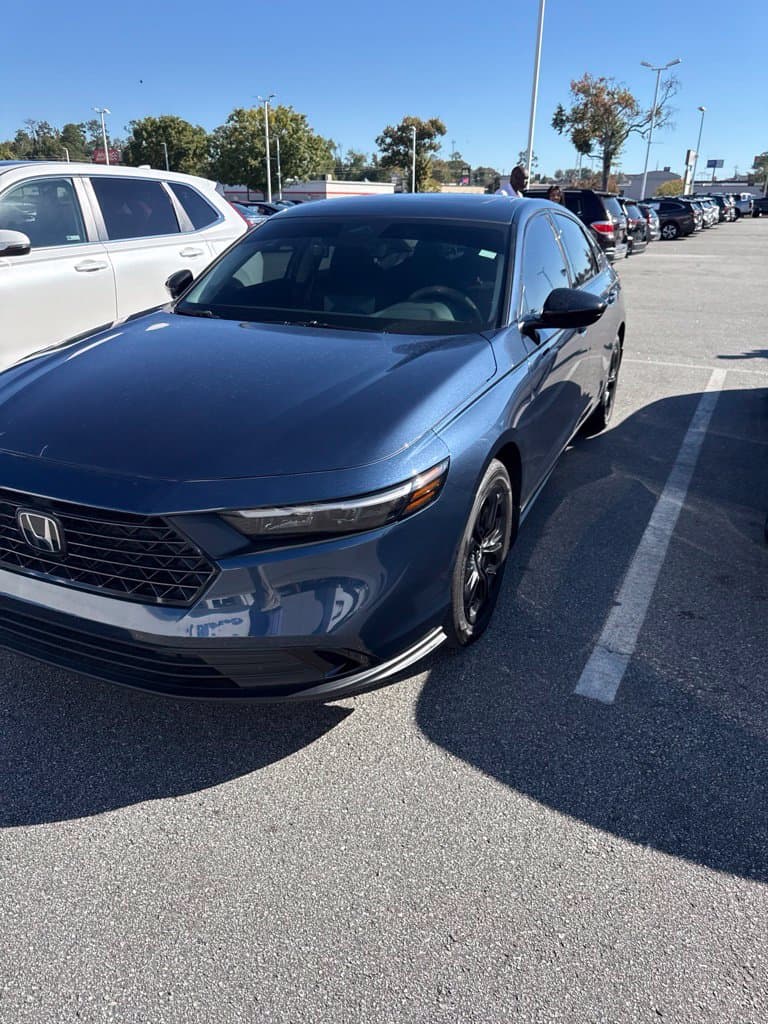 2025 Honda Accord Sedan SE — photo 1 of 3