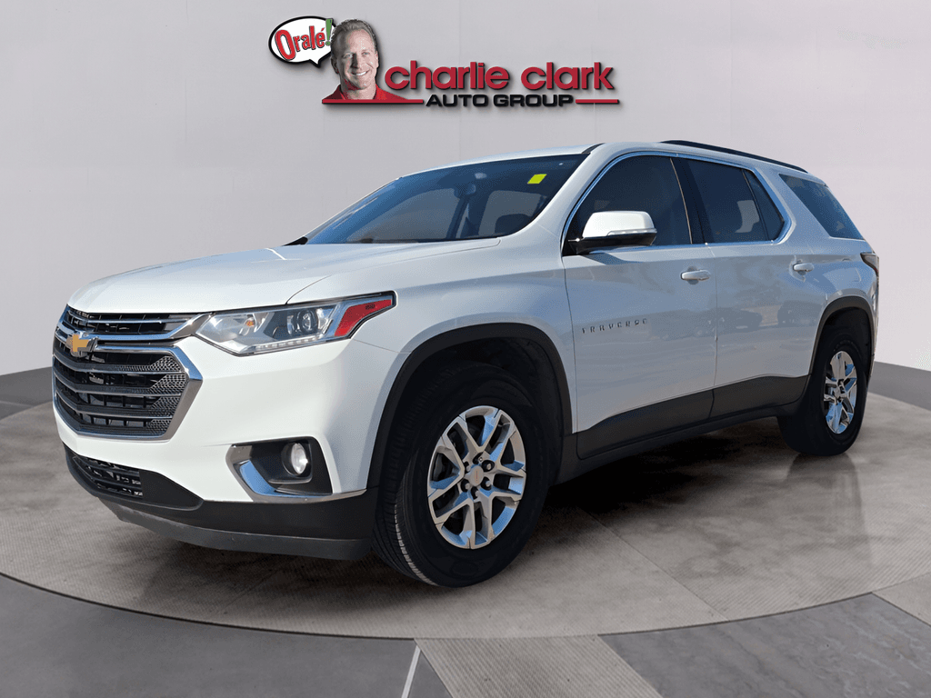 2019 Chevrolet Traverse LT Cloth — photo 1 of 33