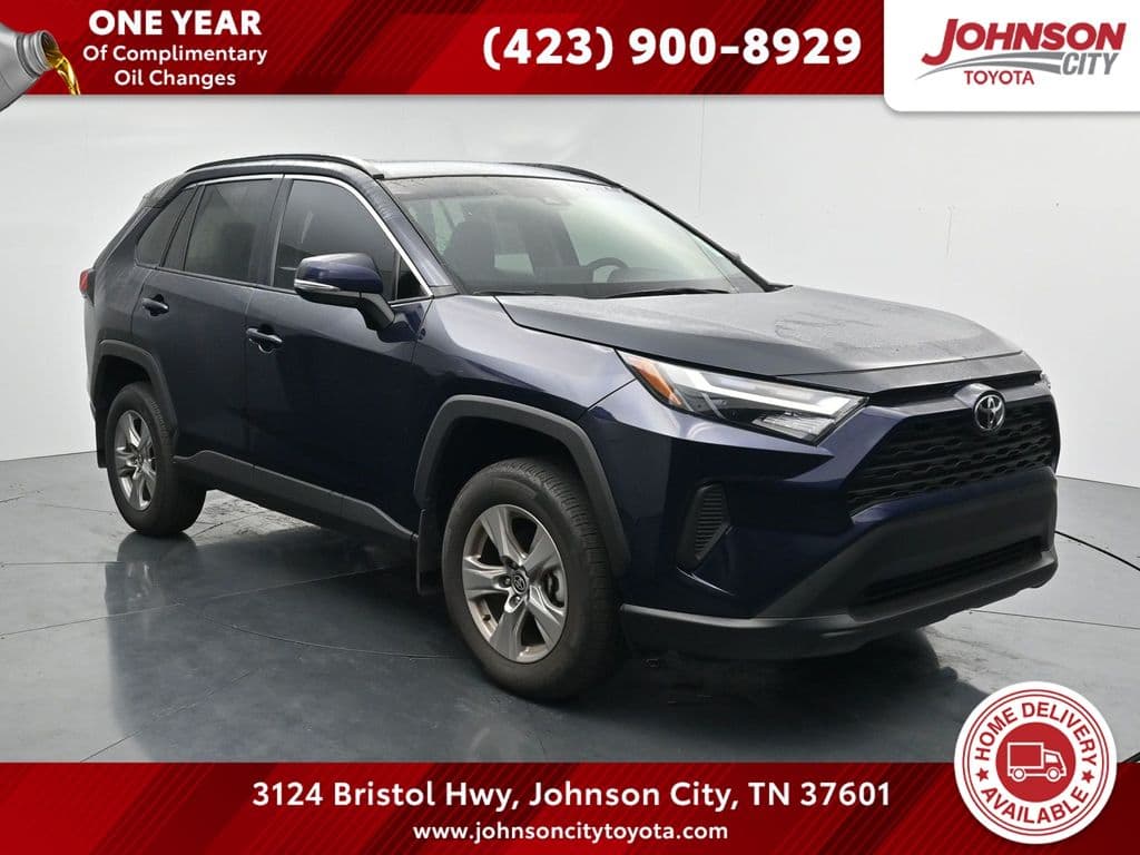 2025 Toyota RAV4 XLE — photo 1 of 30