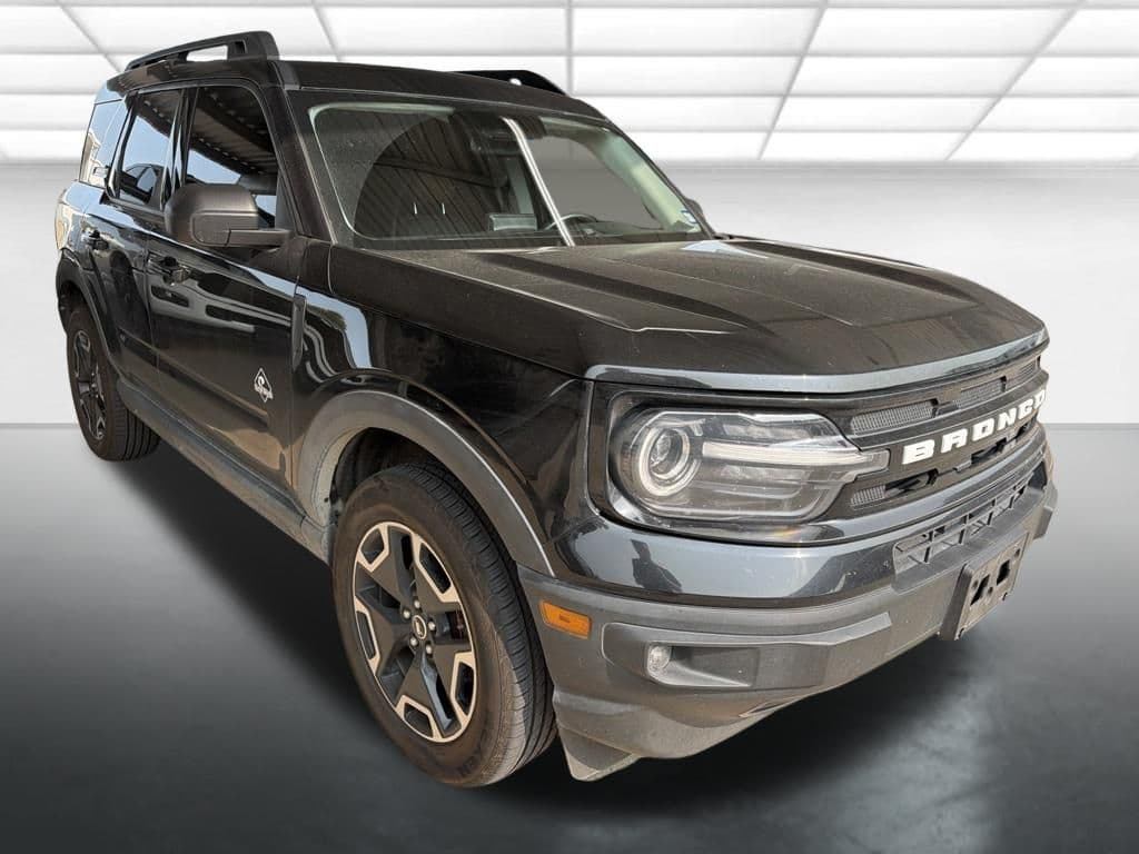 2022 Ford Bronco Sport Outer Banks — photo 1 of 11