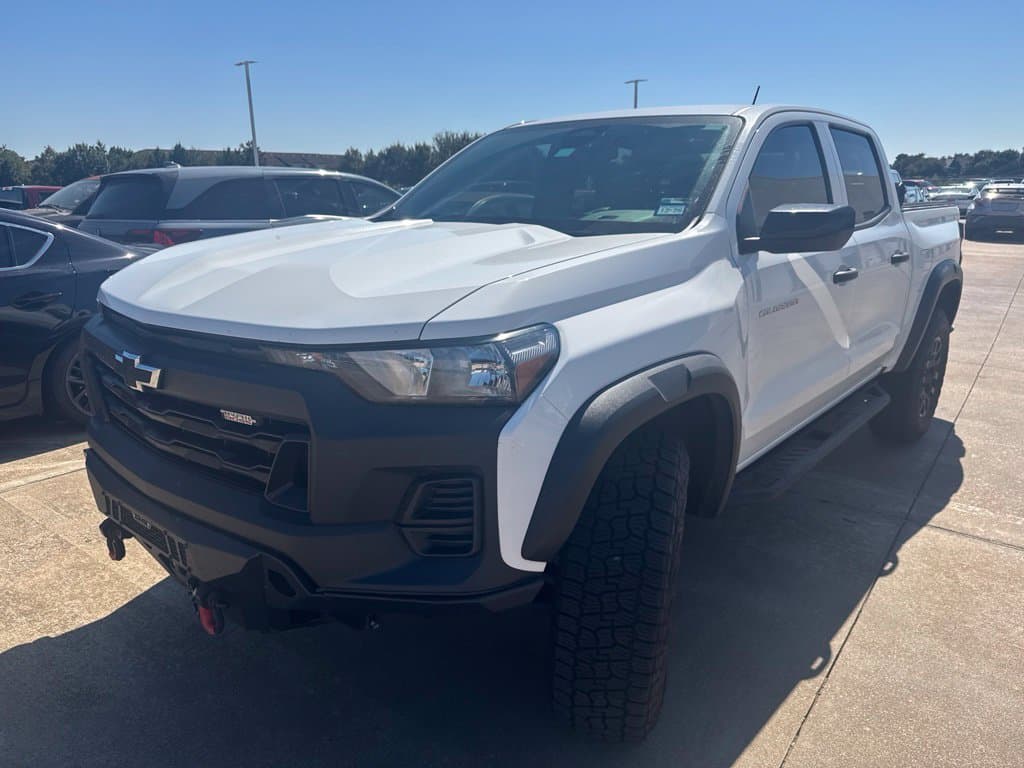 2023 Chevrolet Colorado 4WD Trail Boss — photo 1 of 12