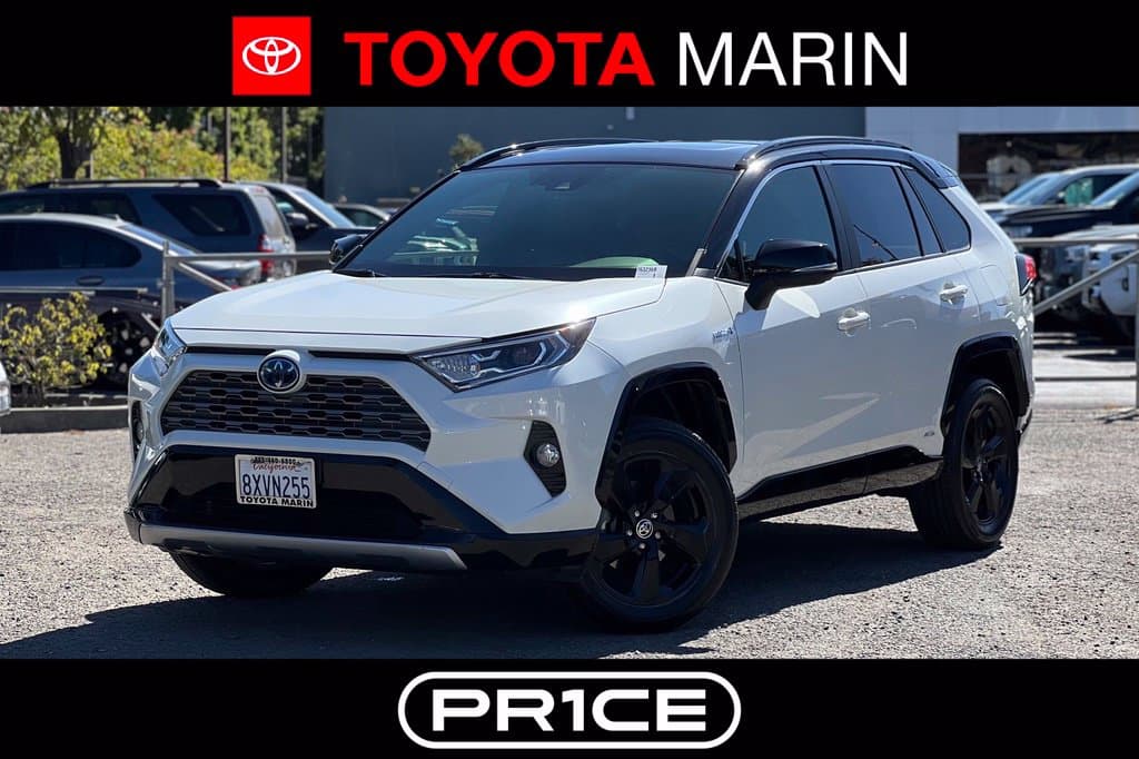 2021 Toyota RAV4 Hybrid XSE — photo 1 of 30