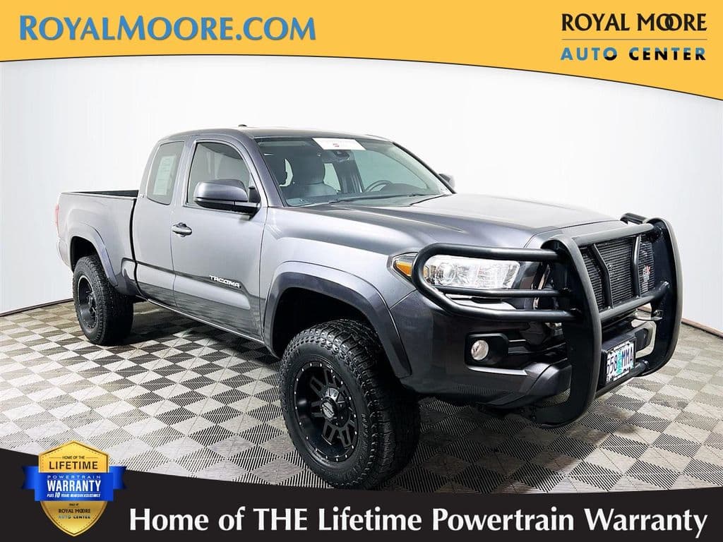2020 Toyota Tacoma SR5 — photo 1 of 34