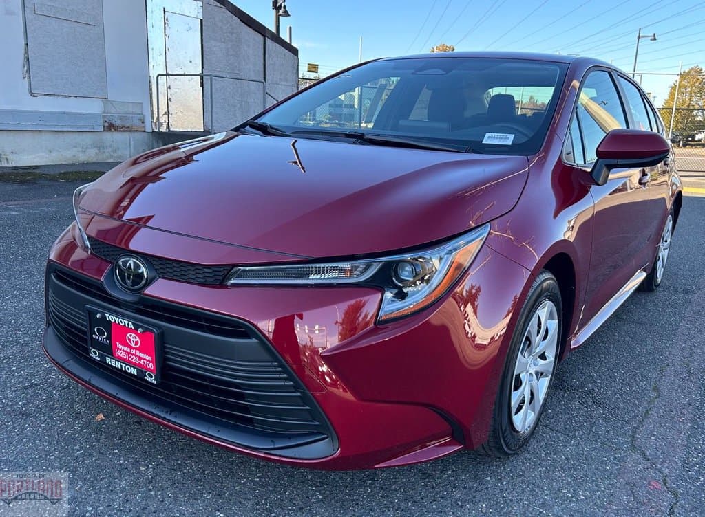 2027 Toyota Corolla LE — photo 1 of 27