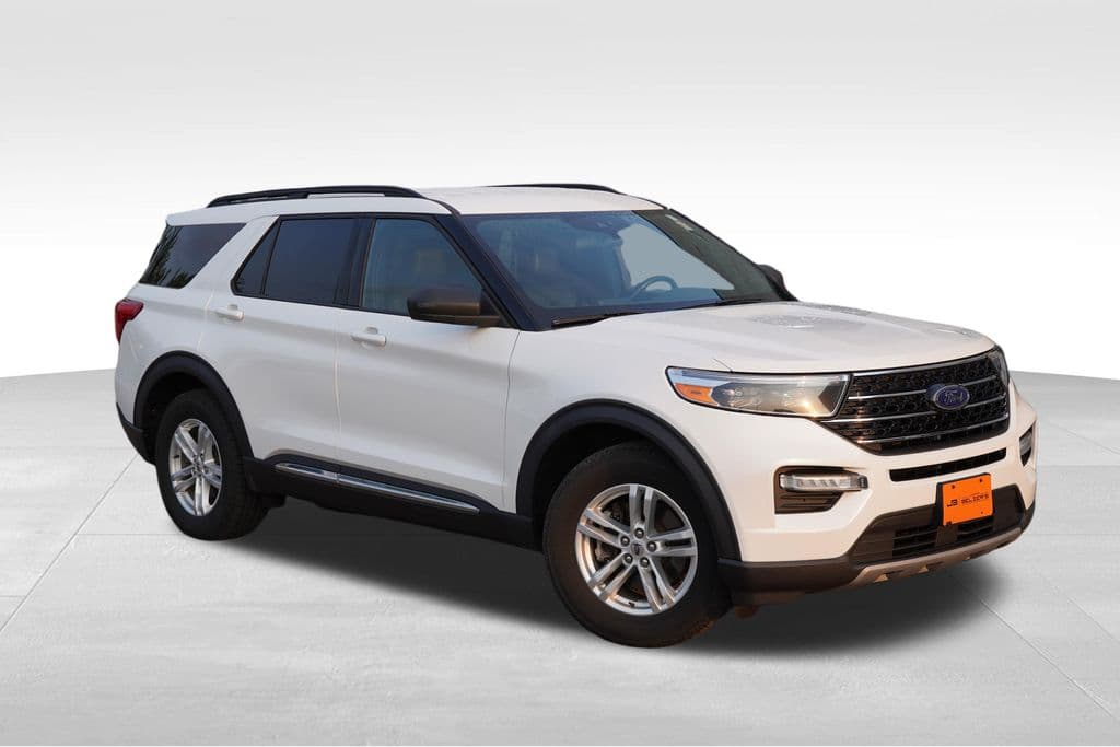 2020 Ford Explorer XLT — photo 1 of 36