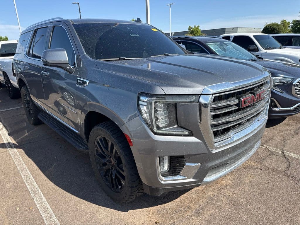 2021 GMC Yukon SLT — photo 1 of 15